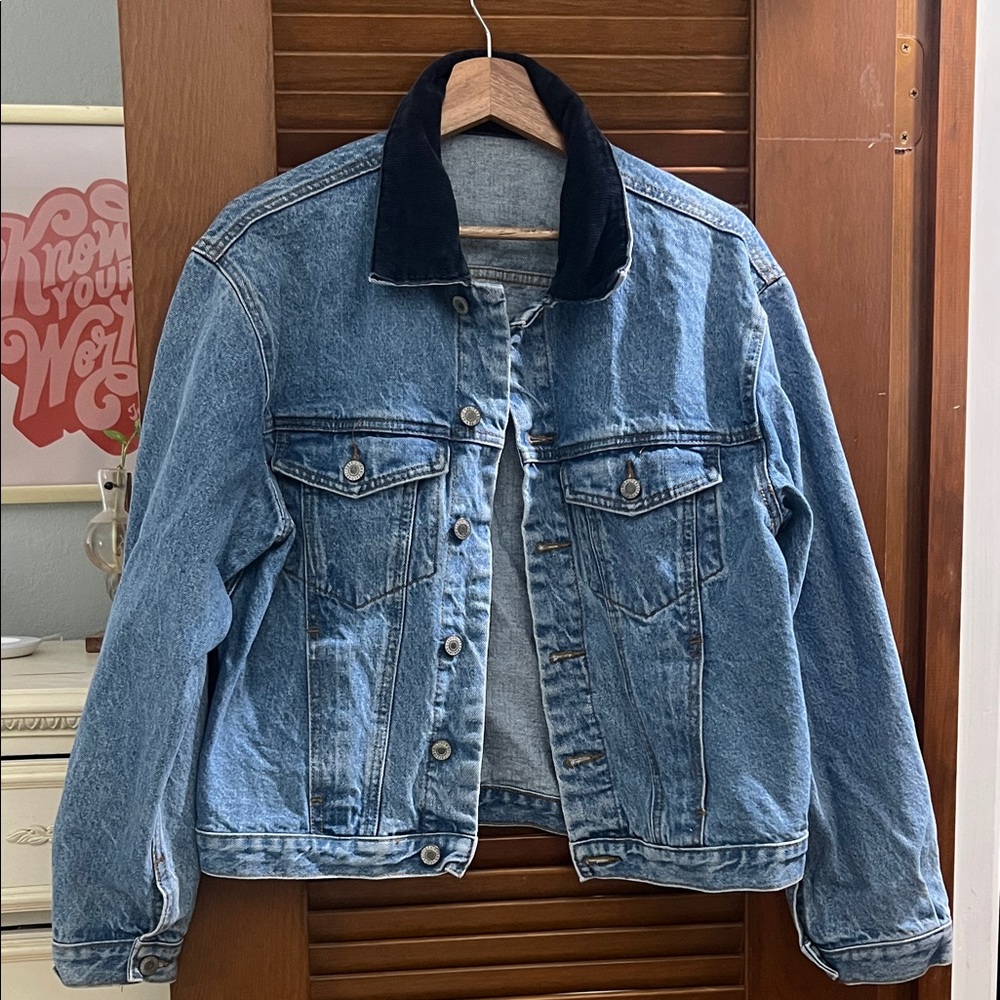 Denim Jacket with velvet Collar